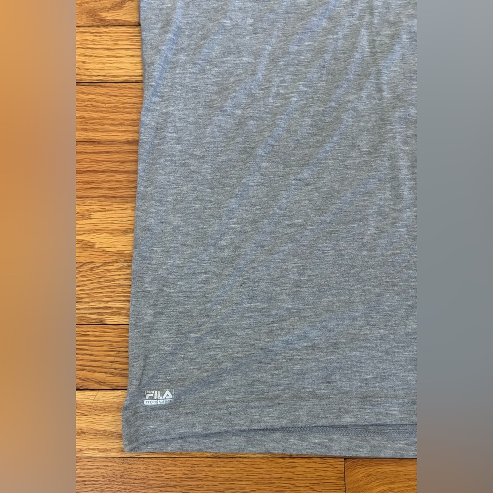 Fila Sport T-Shirt Men’s XL Gray Logo Crew Neck Tee Casualwear Athleticwear - Picture 4 of 6